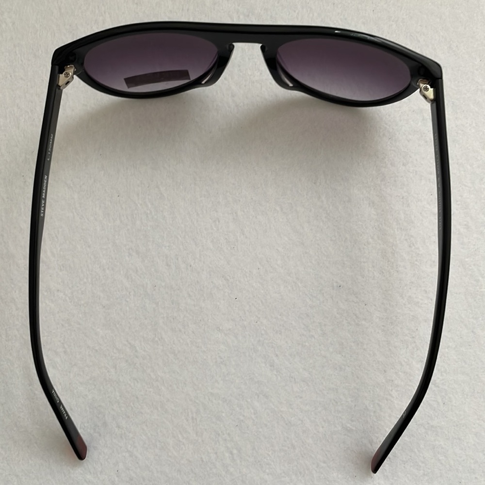 NEW Steve Madden Sunglasses - Picture 7 of 8